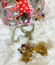 Load image into Gallery viewer, Curated Printed Clear Vinyl Boxy Pouch: 5/6/24 12-2:00pm PST