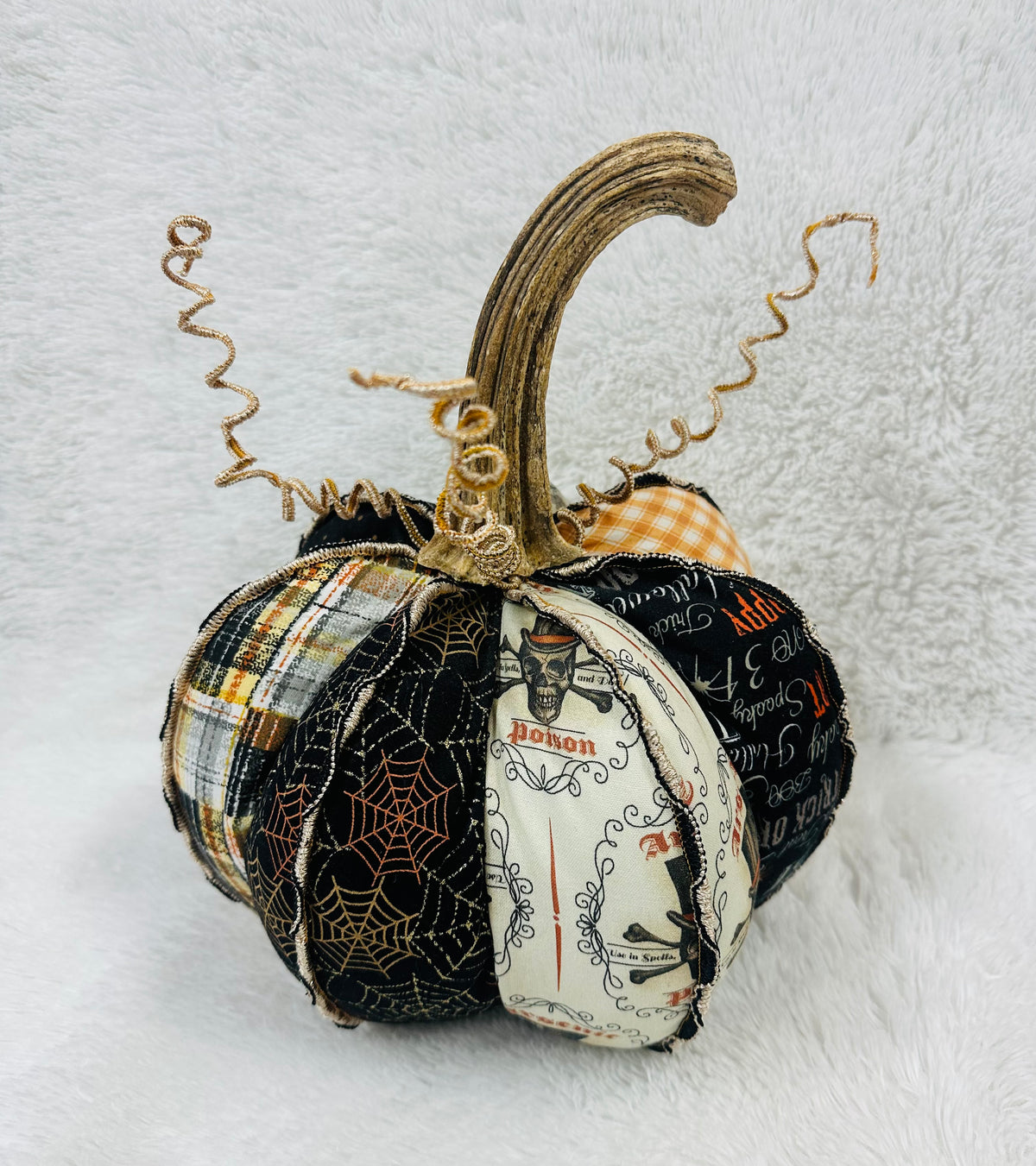 Pumpkin Pizazz Curated Fabric Kit- Using Riley Blake Spooky Fabric Collection