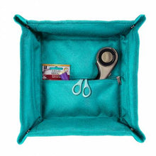 Load image into Gallery viewer, Gypsy Quilter: Tote Trivet