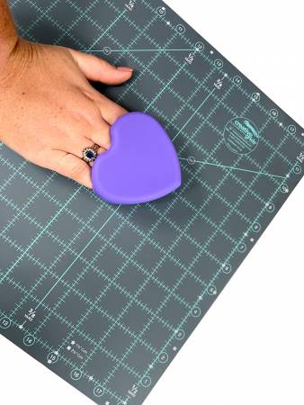 The Gypsy Quilter Mat Cleaning Pad Heart Shaped 3-1/4in x 1in # TGQ134