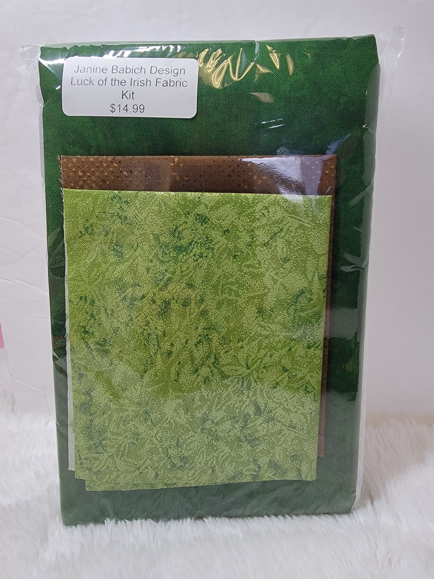 FABRIC KIT for Janine Babich Luck of the Irish Table Top Display