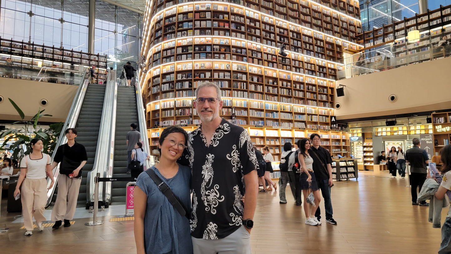 Join Jeanne and Patrick for the  A-1 Korea Experience Including Sightseeing in Seoul and Busan, the Coex Quilt Festival, Food Culture and Unbelievable Shopping