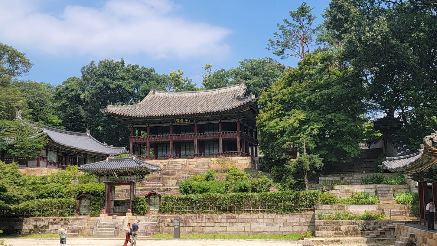 Join Jeanne and Patrick for the  A-1 Korea Experience Including Sightseeing in Seoul and Busan, the Coex Quilt Festival, Food Culture and Unbelievable Shopping