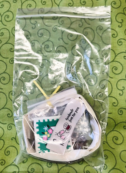Curated Treasure Packs of Mischief for Minki Kim Zipper Pouch class to go with Cottage / Memories Panel