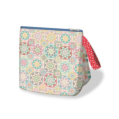 Riley Blake Chunky Thread Home Décor Happy Crochet & Crochet Hook Bags Panel SKU: HD15325-PANEL