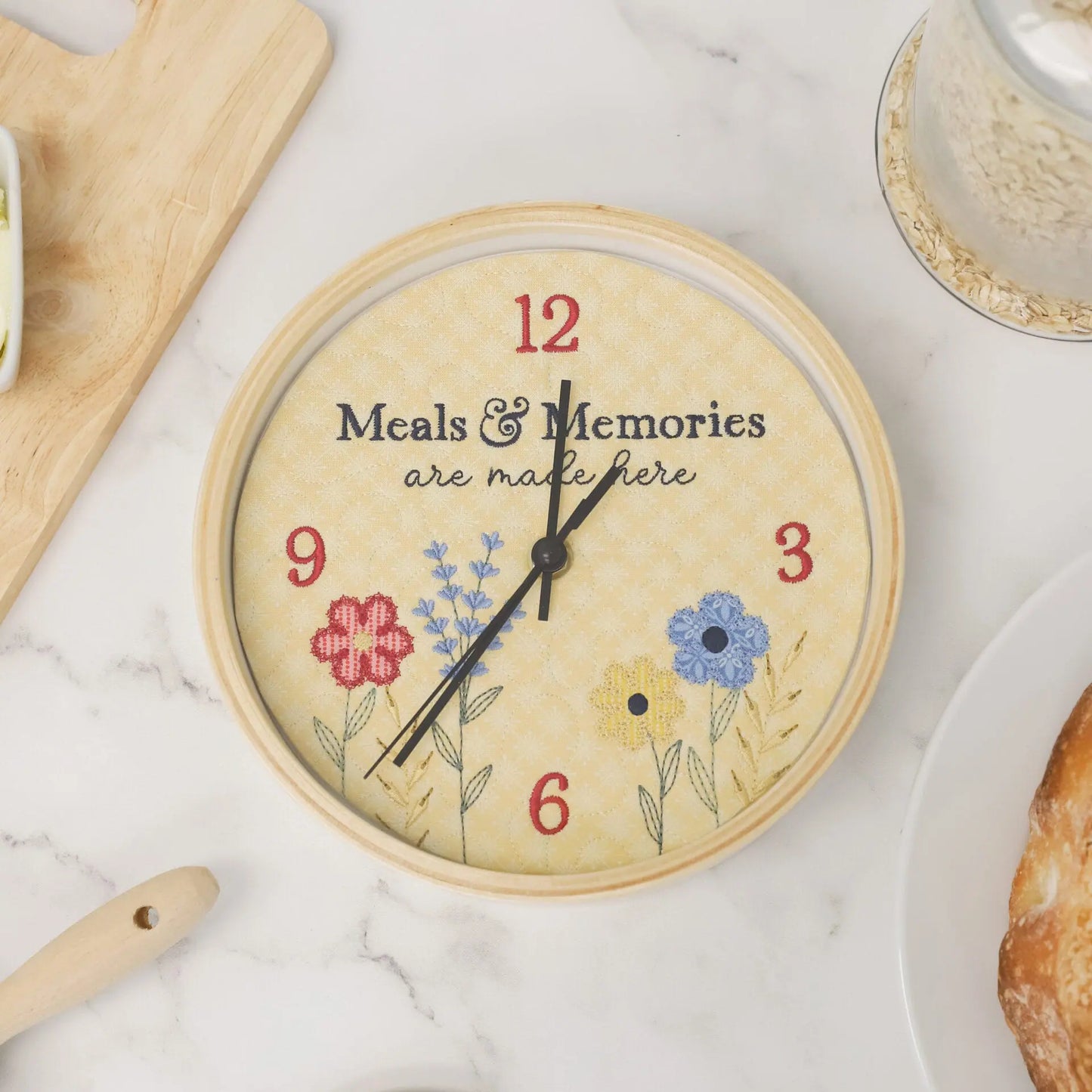 Kimberbell Clock Blank KDKB285 8 1/2" x 8 1/2"