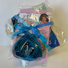 Load image into Gallery viewer, Aunties Two Tupelo Tag Along CLASS KIT