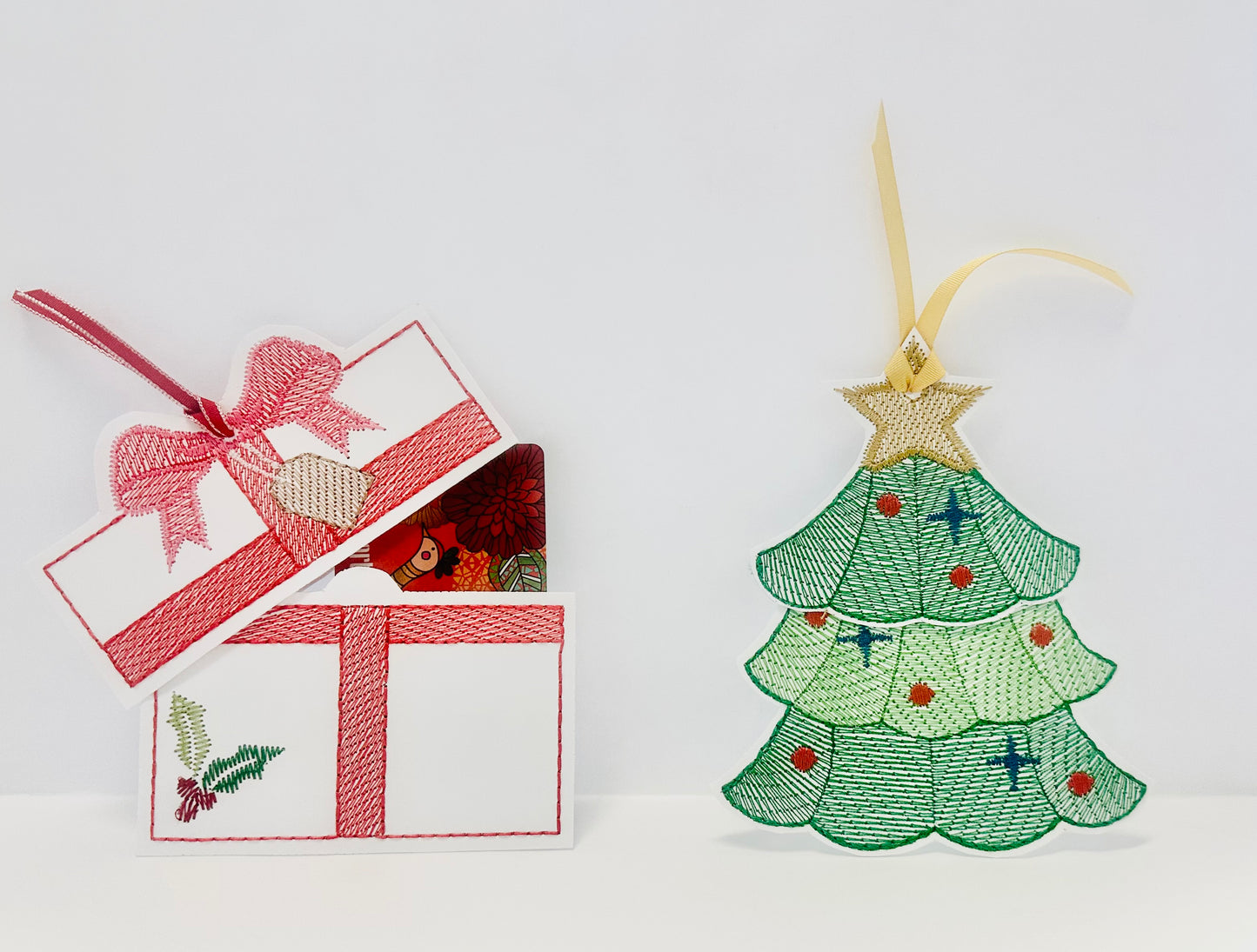 FREE Sew Along: OESD Merry Moments Gift Card Holder Class With Karen Bohl- NO NEED TO ADD TO CART, JUST CLICK THE VIDEO IN THE DESCRIPTION