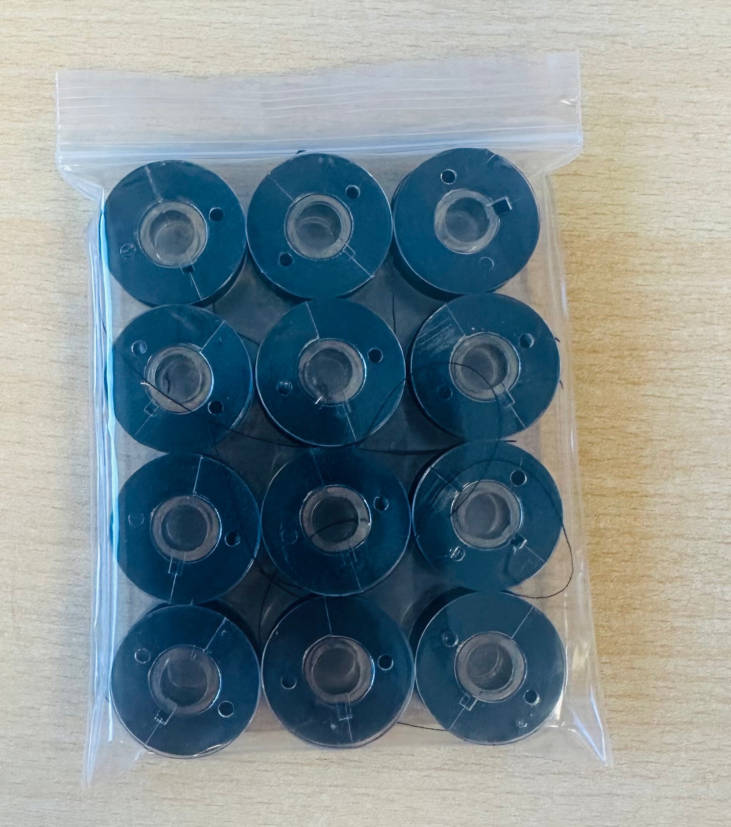 Fil-Tec Class 15 Prewound Bobbins Black Or White 12 Pack