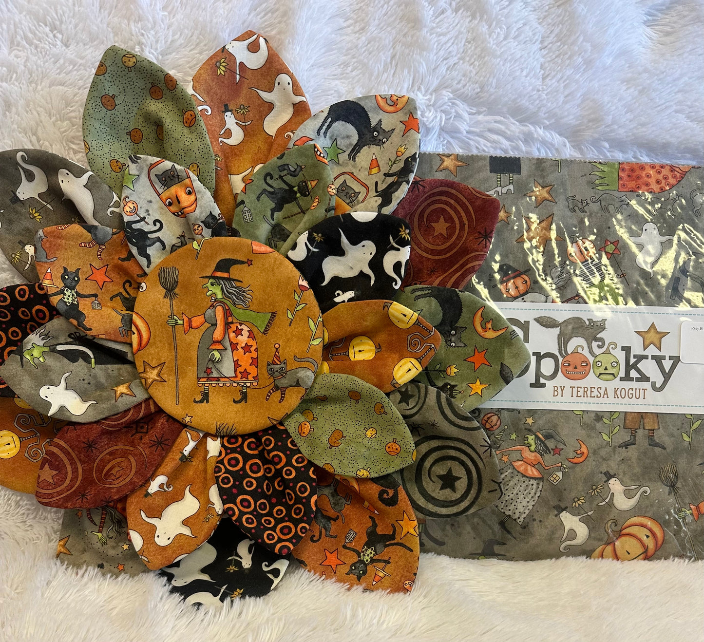 Free Youtube with Dianna Corrado - DAY 1- Petal Pop Flower Wall Hanging - Scan N Cut portion September 30th, 10:30am-1:30pm PST