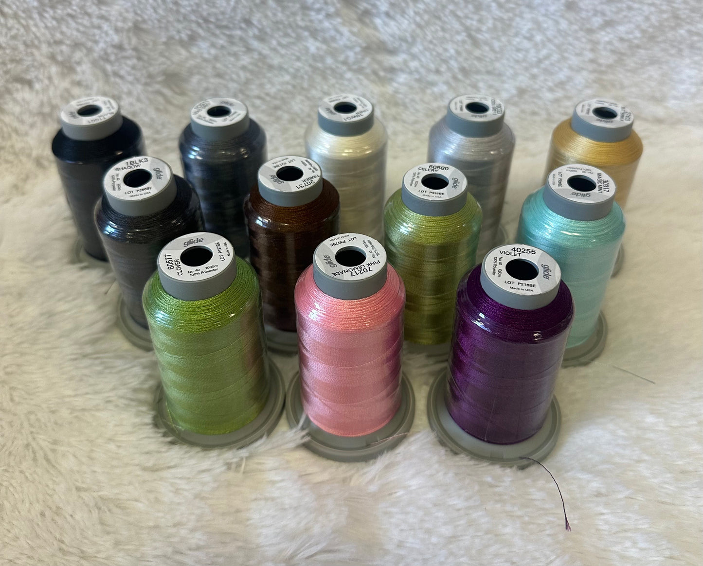 Kimberbell Home Sewn Monthly Tiling Scene Brown Box Special Thread Kits - DROP DOWN HAS FULL THREAD KITS FOR EACH MONTH AND/OR ALL COLORS A LA CARTE