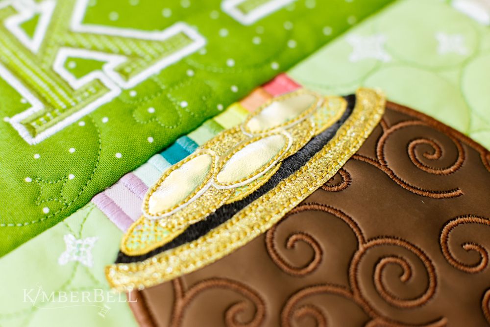 Kimberbell Mini Quilts Vol 1 January - June  FABRIC KITS USE DROP DOWN TO SELECT YOUR OPTION