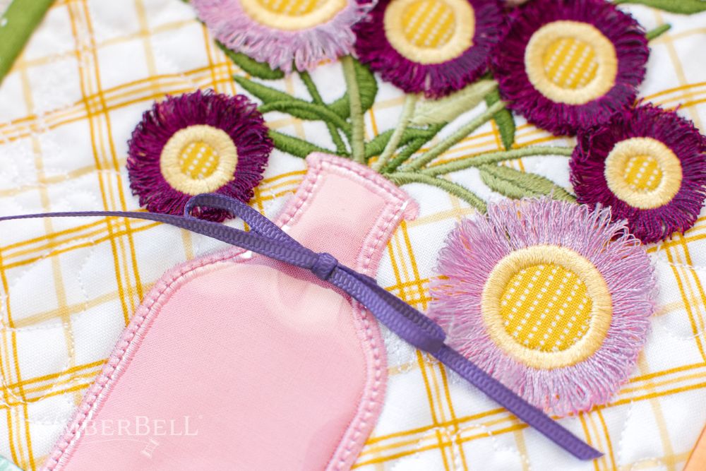 Kimberbell Mini Quilt Isacord Thread Kit - Jan - July – Aurora Sewing Center