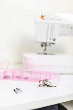 Load image into Gallery viewer, Nifty Notions Presser Foot Storage Case NNFOOTCASE