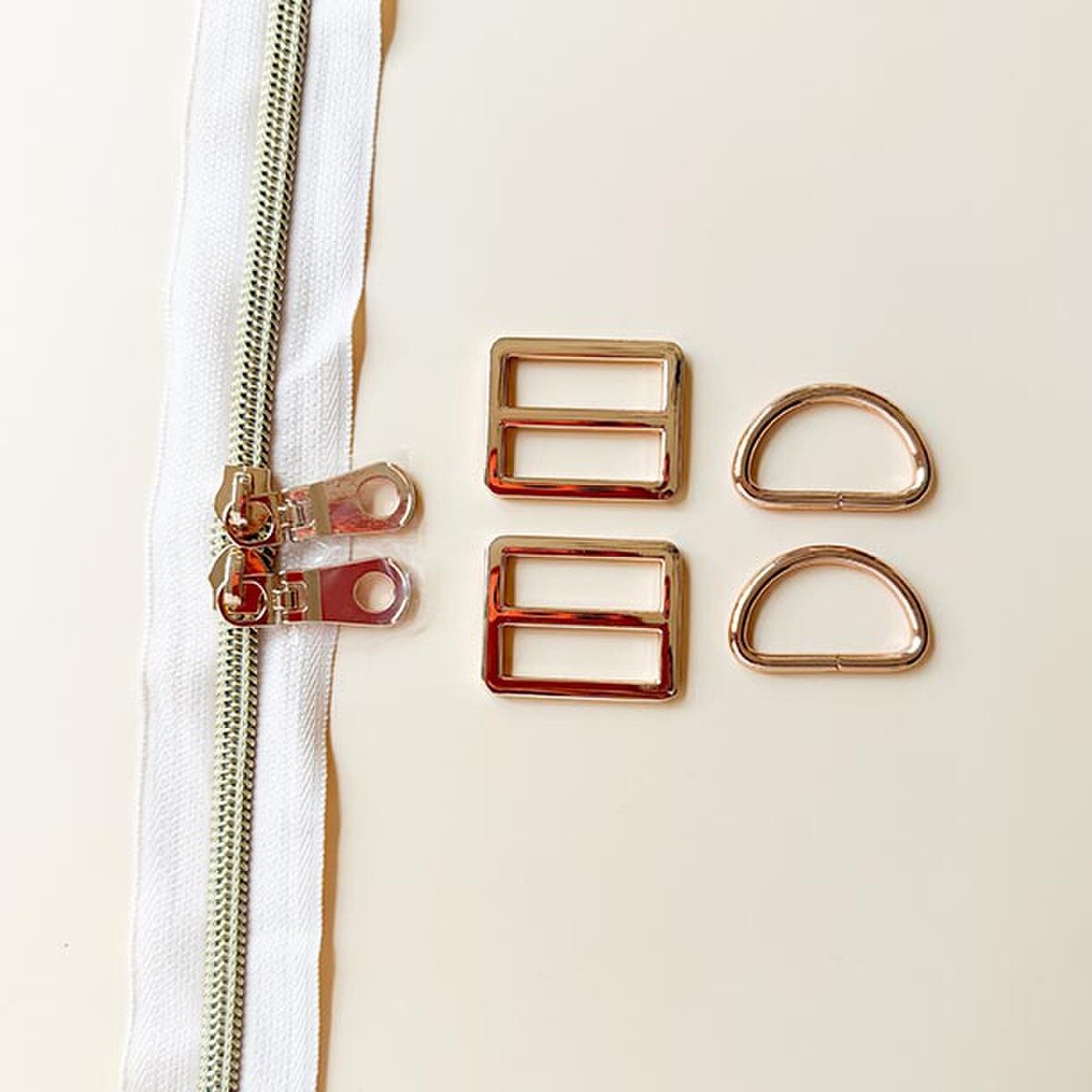 PREORDER Minki Kim Backpack Hardware Kit Light Gold SKU: P178-SIKIT01 DUE OUT JULY 2026