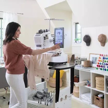 Brother Entrepreneur PR680W 6-Needle Embroidery Machine (Model PR680W)