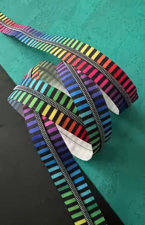 Sassafras Lane Wide Rainbow Stripe Zipper Tape With Iridescent Teeth # SASSKIT-17U