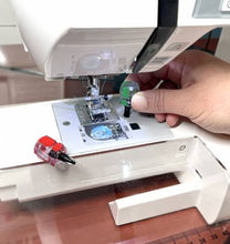 Load image into Gallery viewer, The Gypsy Quilter Compact Screwdriver Set TGQ132