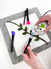 Load image into Gallery viewer, The Gypsy Quilter Posititon and press Silicone Tools TGQ139