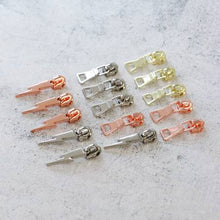 Load image into Gallery viewer, Sallie Tomato Upbeat Style Zipper Pack ZB-UPBE