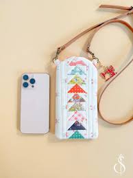 Free YouTube Sew Along: Finishing Minki Kim Slim Phone Crossbody Bag Sew Along with Karen Bohl- July 23, 1:00-4:00pm PST