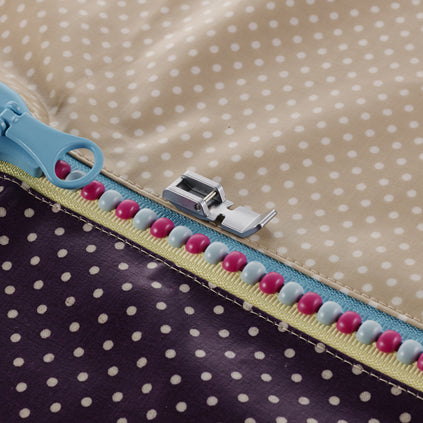 Brother Narrow Zipper Foot 7mm SA208