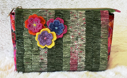 Luminaire XP3/Stellaire XJ2/Stellaire XE2: Couching in Embroidery (Tues. October 28, 2025,  10:30-4:30pm PST)
