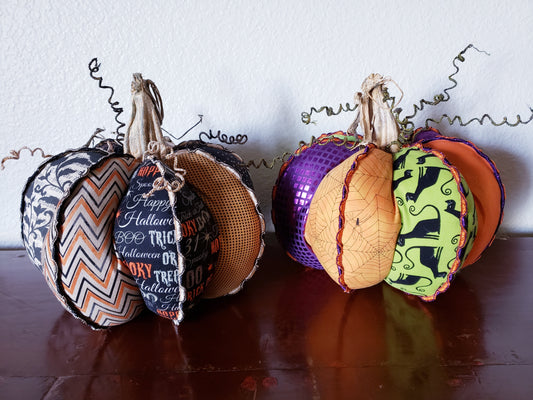 Pre-recorded Class: Pumpkin Pizazz Project Serger Class