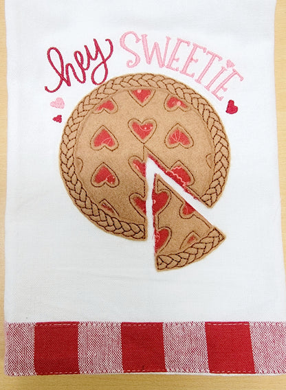 January 2023 - Kimberbell Digital Dealer Club: Hey Sweetie Pie Towel FABRIC KITS AND DESIGN