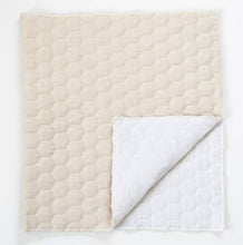 Load image into Gallery viewer, Kimberbell Quilted Pillow Cover Blank 19in x 19in Oat Linen Hexagon Quilt # KDKB260
